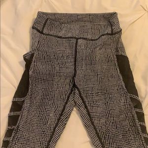 Lulu unique leggings